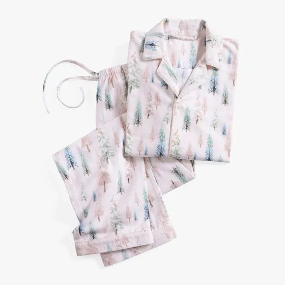 Pottery Barn Teen Winter Wonderland Flannel Pajama- Contemporary Christmas Tree